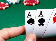 Win Big without Spending a Dime: The Ins and Outs of Freeroll Texas Hold'em Tournaments